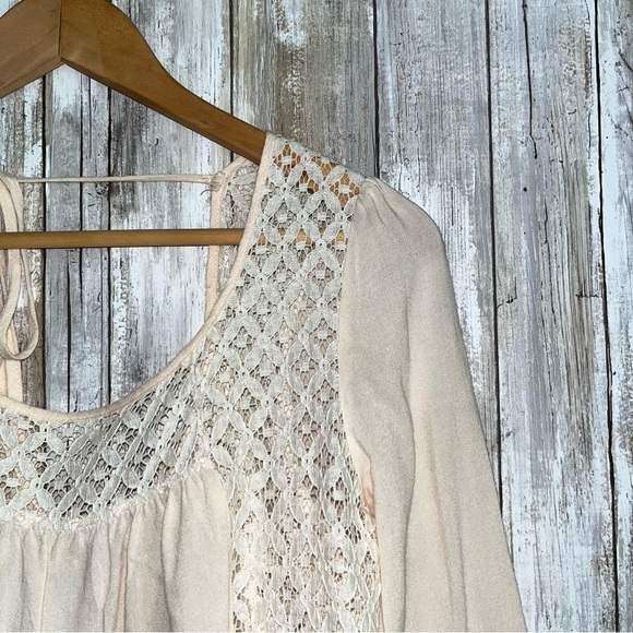 Entro Dusty Cream/Pink Blouse - Picture 4 of 6